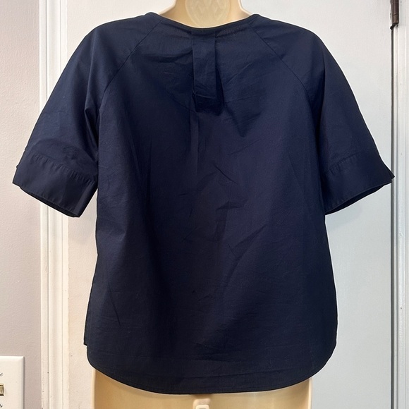 Brooks Brothers Navy Pleated Women’s Short Sleeve Blouse Cotton Blend Size 2 - Picture 2 of 11